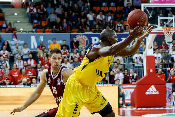 实力强劲的 实力强劲的