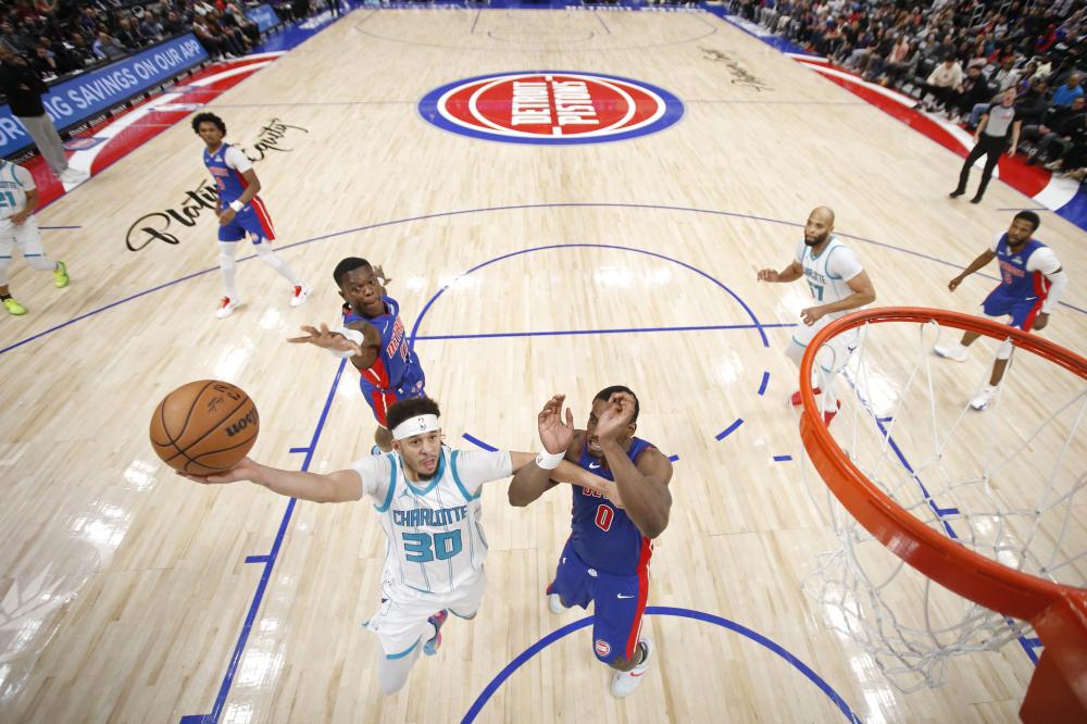 丰富的青年 丰富的青年