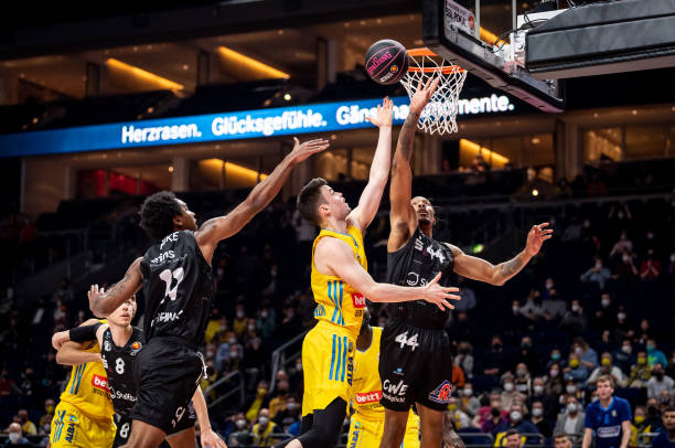 决定引进穆 决定引进穆